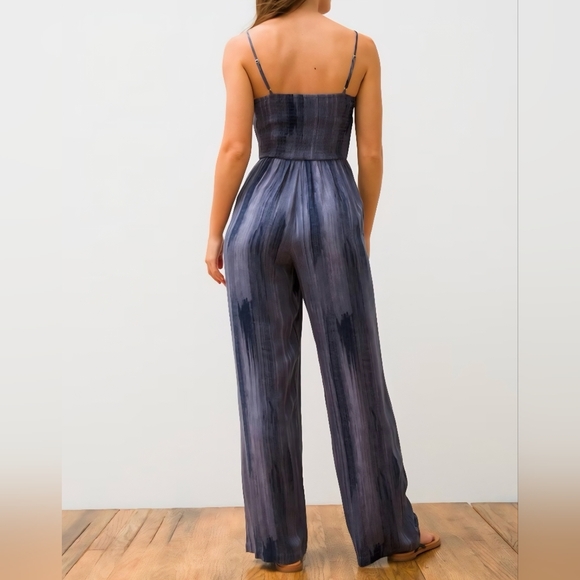 Soma Weekend Rayon Romper / Jumpsuit with built in Removable pad bra Sz MED - Picture 3 of 10